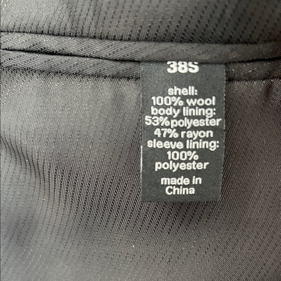 Men’s Macys Charcoal Grey 2pc Suit - Picture 3 of 7